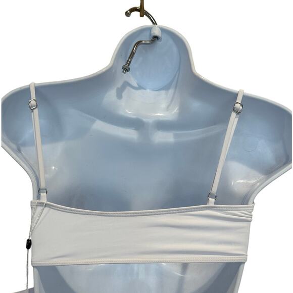 Lovers + Friends Cut Out Bikini Top Black White XS Colorblock West Coast $78 NEW - Picture 6 of 7